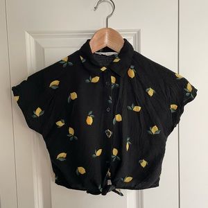 H&M crop lemon blouse size 9-10